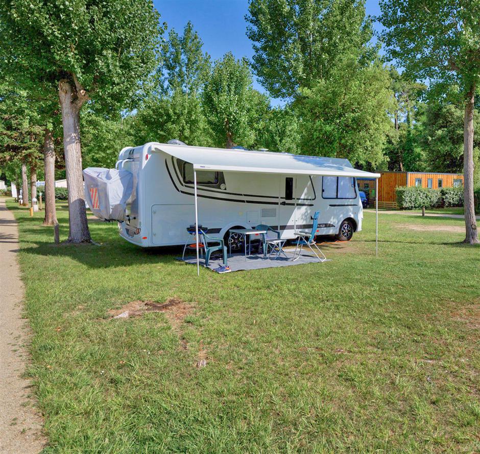 Premium Pitch with Private Sanitary - CAMPING*** Les Sirènes