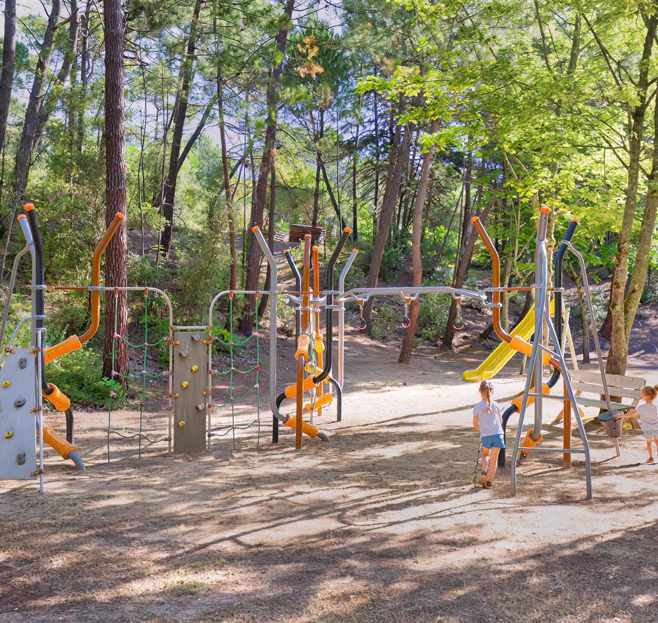 children's play area at Camping Les Sirènes - CAMPING*** Les Sirènes