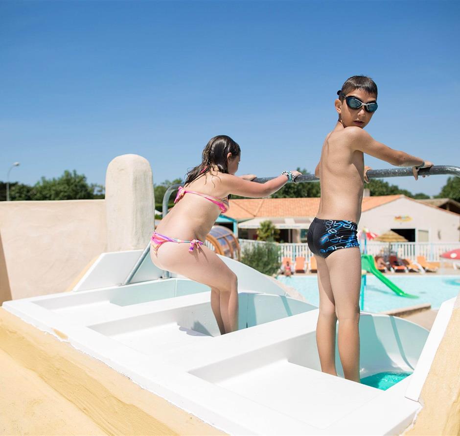 water slides for children - CAMPING*** Les Sirènes